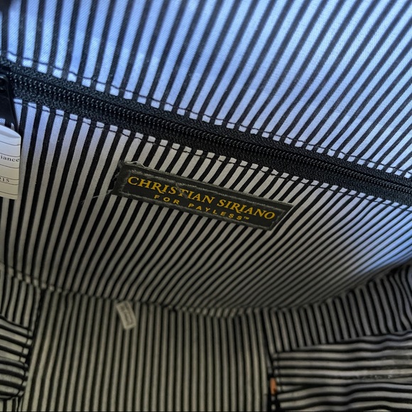 ✨ HOST PICK✨ Christian Siriano Crossbody Bag - Picture 4 of 4